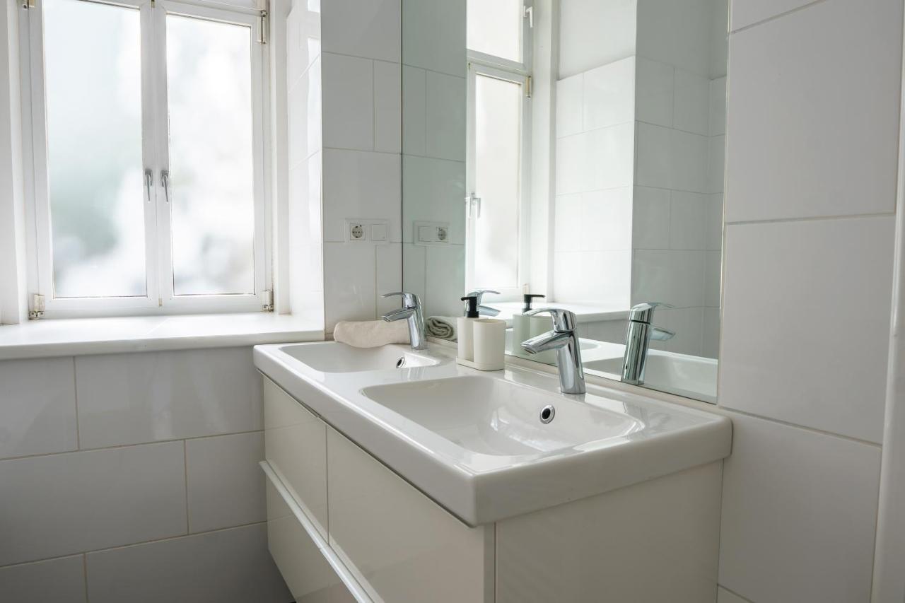 Central Living Apartments - Schoenbrunn Vienna Exterior photo
